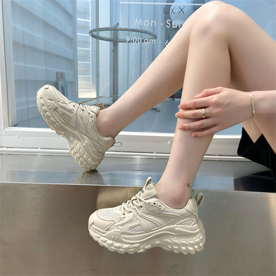 Μοντέρνα γυναικεία πάνινα παπούτσια με τραχιά σόλα - τρία χρώματα