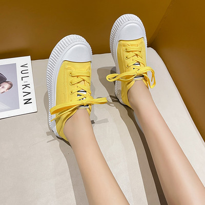 Mitmes värvitoonis paeltega naiste sportlikud tossud