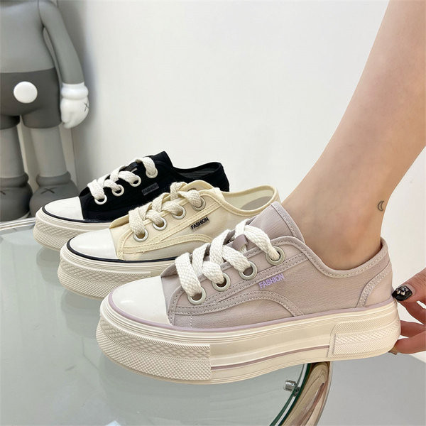 Moteriški laisvalaikio tinkliniai sportbačiai