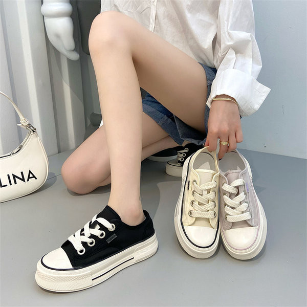 Moteriški laisvalaikio tinkliniai sportbačiai