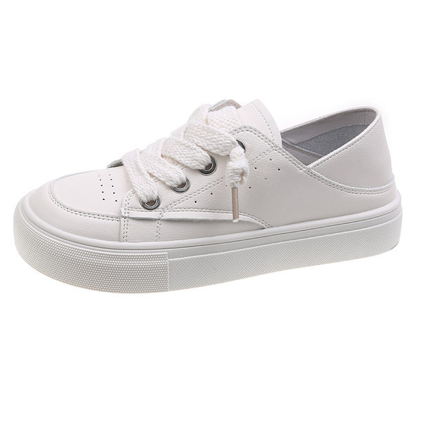 Alkalmi bőr fűzős tornacipő nőknek