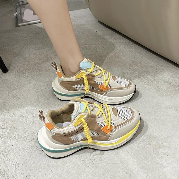 Modernūs moteriški sportbačiai su tinkleliu – dviejų spalvų