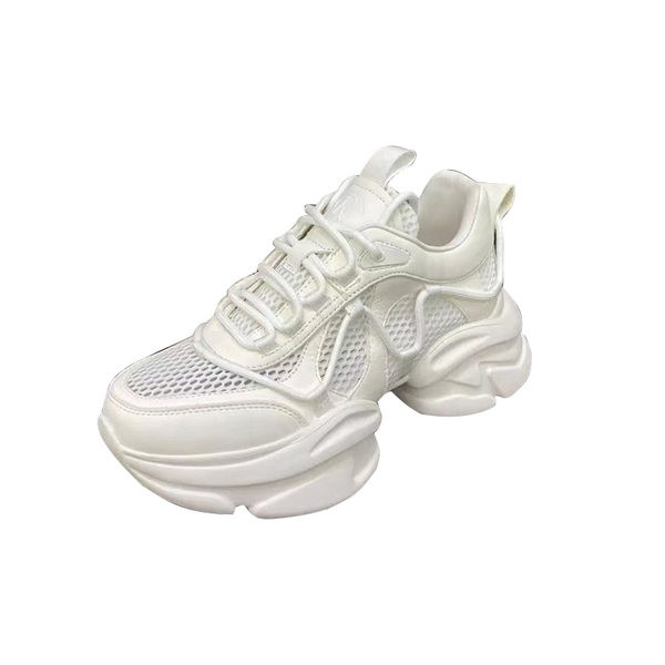 Női tornacipő - platformmal és hálóval