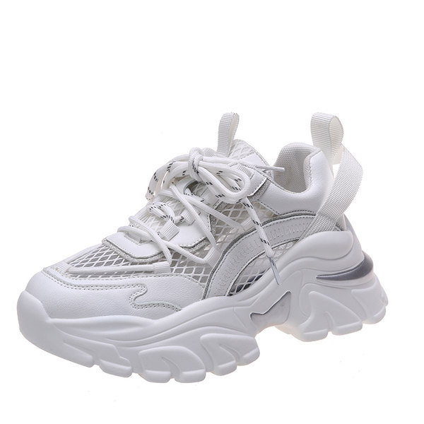 Γυναικεία αθλητικά sneakers με κορδόνια νέο μοντέλο