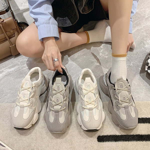 Sportiški laisvalaikio sportbačiai baltos ir pilkos spalvos