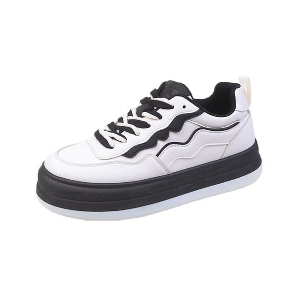 Juodos ir baltos spalvos moteriški sportbačiai su raišteliais