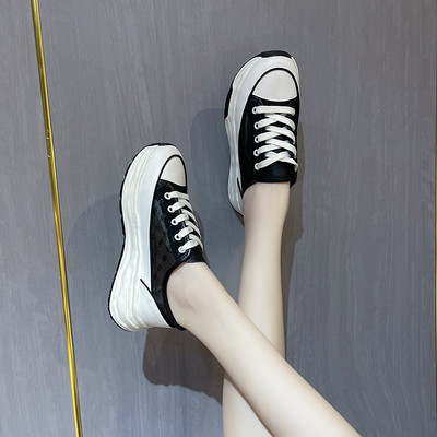 Γυναικεία κομψά sneakers με σόλα ύψους 3 cm και κορδόνια