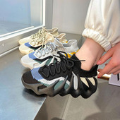 Naiste paeltega võrktossud