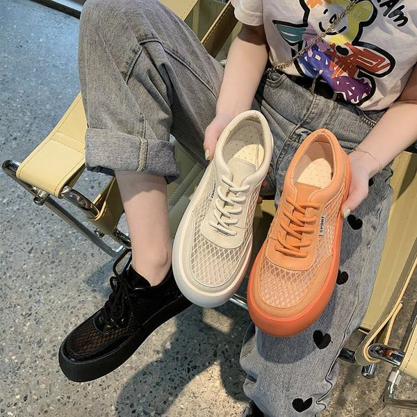 Moteriški laisvalaikio sportbačiai – su tinkleliu