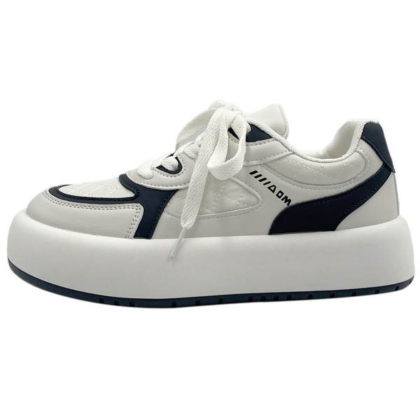 Madingi moteriški smailianosiai suvarstomi sportbačiai – trijų spalvų