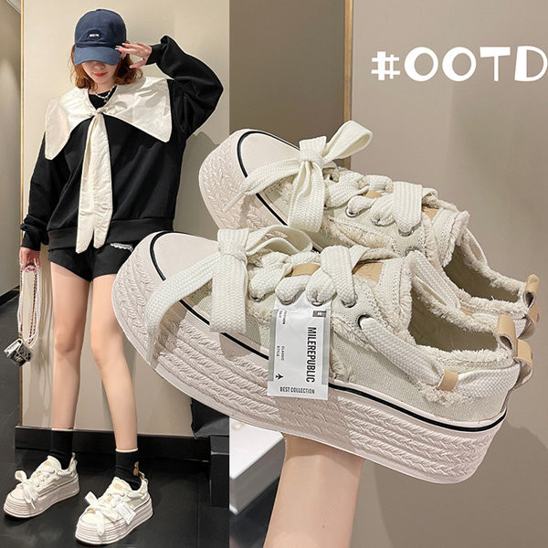 Moteriški tekstiliniai sportbačiai su 5cm aukščio padu ir raišteliais