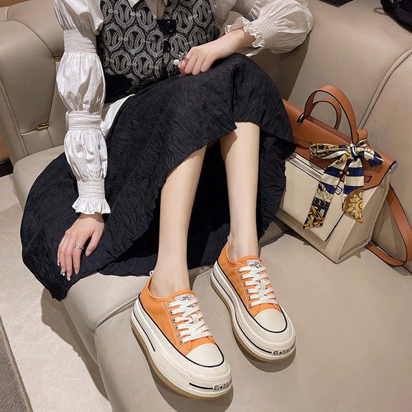 Ženske platnene tenisice u četiri boje sa vezicama i ravnim potplatom