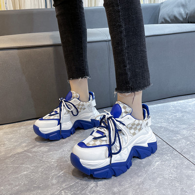 Γυναικεία sneakers με ψηλή πλατφόρμα 6 cm