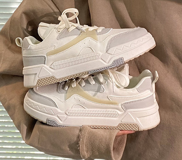 Női alkalmi fűzős tornacipő egyenes talppal