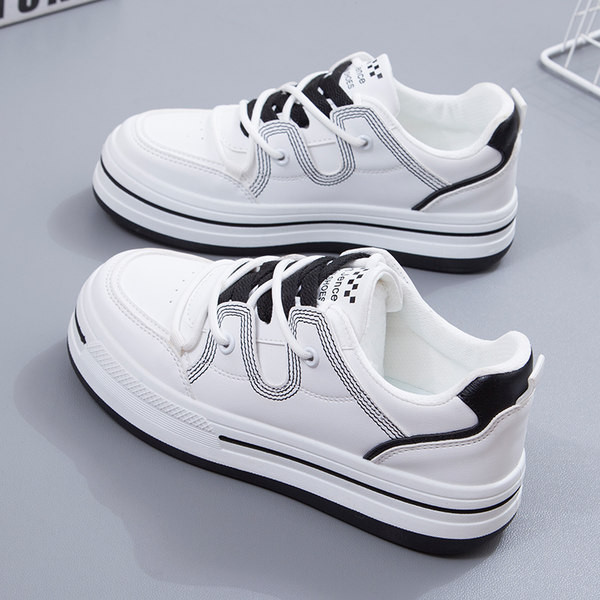 Γυναικεία casual sneakers - με κορδόνια