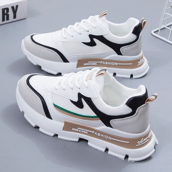 Moteriški sportiniai sportbačiai – su raišteliais