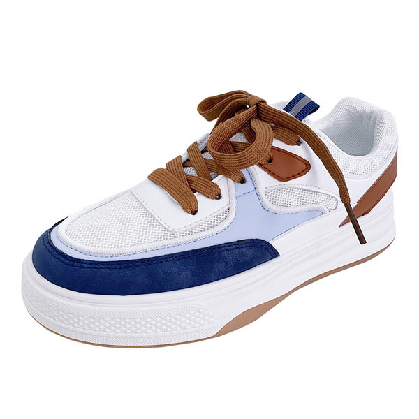 Moteriški sportbačiai su raišteliais – vientisu padu