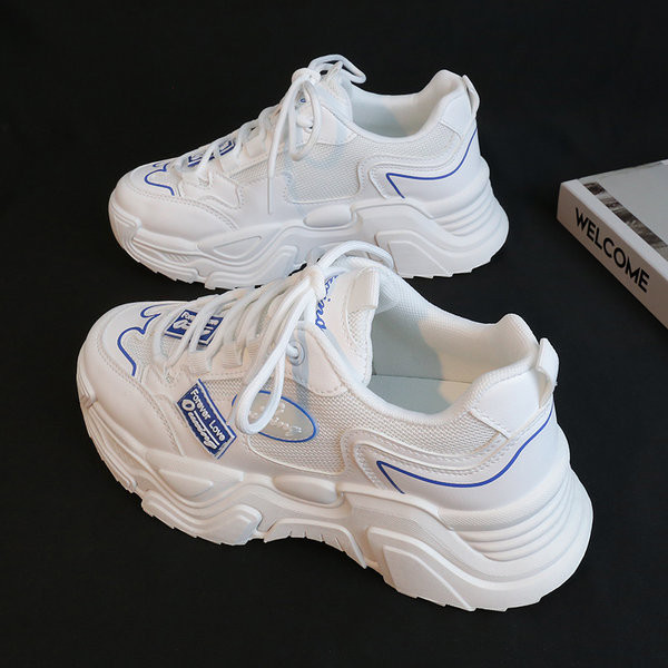 Γυναικεία casual sneakers με πλέγμα σε λευκό χρώμα