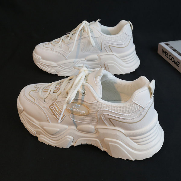 Γυναικεία casual sneakers με πλέγμα σε λευκό χρώμα