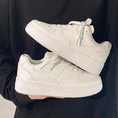 Nove bijele zenske patike