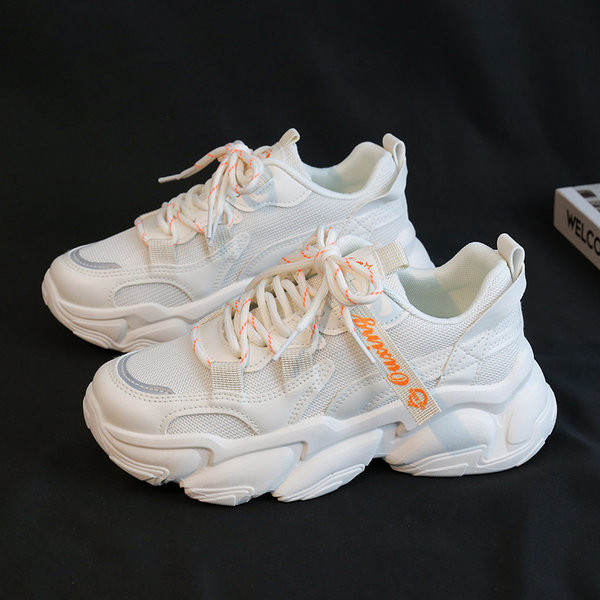 Naujo modelio vasariniai moteriški sportbačiai su 5cm aukščio padu ir spalvingais raišteliais