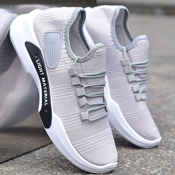 Įvairių spalvų laisvalaikio sportiniai vyriški sportbačiai