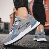 Uued vabaaja meeste tossud kahes värvitoonis