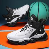 Paelte ja kareda tallaga meeste tossud