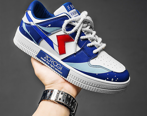 Vyriški eko odos sportbačiai su raišteliais ir užrašu