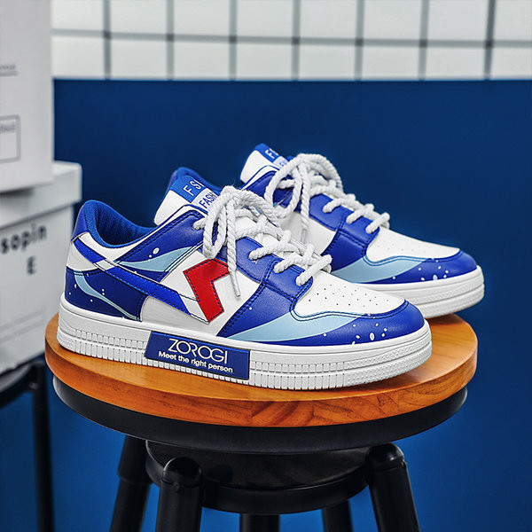 Vyriški eko odos sportbačiai su raišteliais ir užrašu