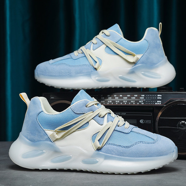 Nauji vyriški sportbačiai - vasariškai pralaidūs orui