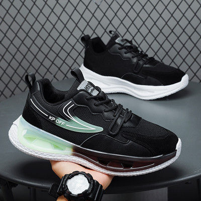 Nauji vyriški sportbačiai - minkštu padu