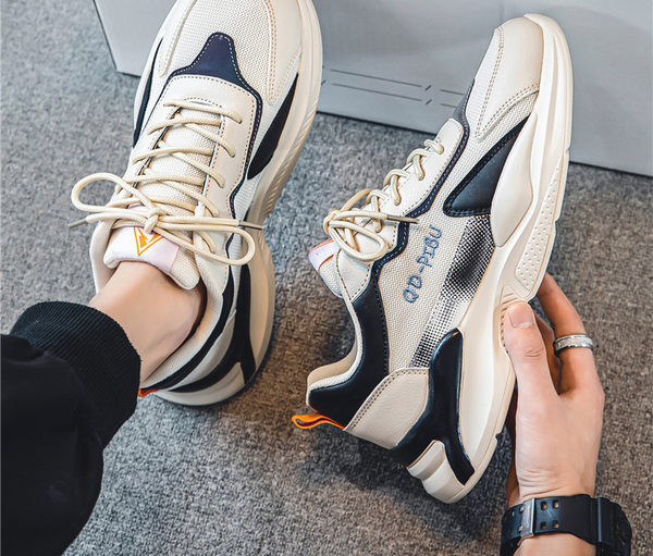 Vyriški sportbačiai grubiu padu