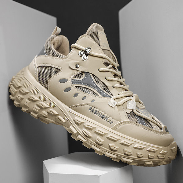 Uued kolmes värvitoonis meeste tossud