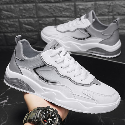 Vyriški sportbačiai grubiu padu ir užrašu