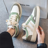 Įvairių dekoratyvinių spalvų laisvalaikio vyriški sportbačiai