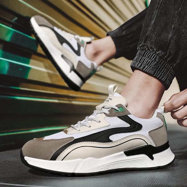 Kvėpuojantys vyriški sportbačiai su zomša ir tinkleliu