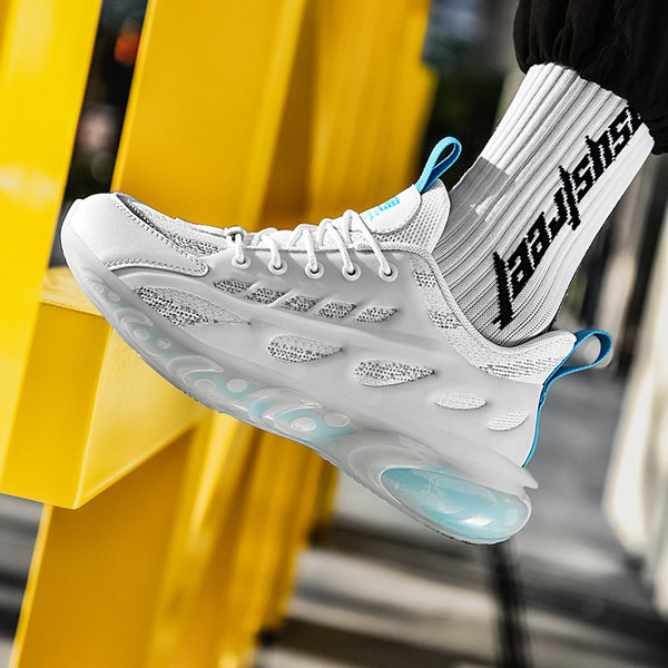 Nauji vyriški sportbačiai minkštu padu