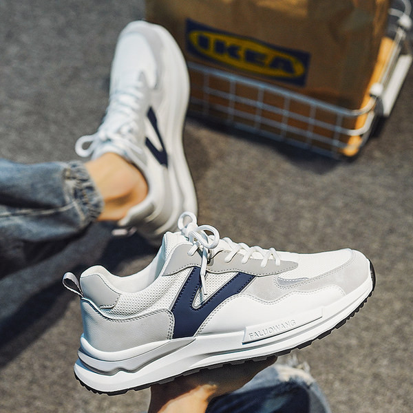 Vyriški sportbačiai su raišteliais ir tinkleliu