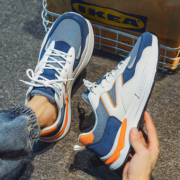 Vyriški sportbačiai su raišteliais ir tinkleliu