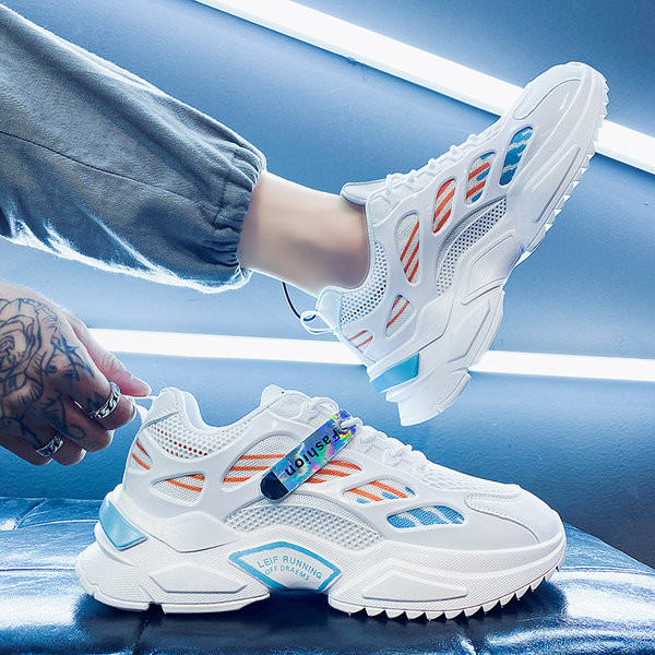 Vyriški sportbačiai suapvalinti, pagaminti iš eko odos