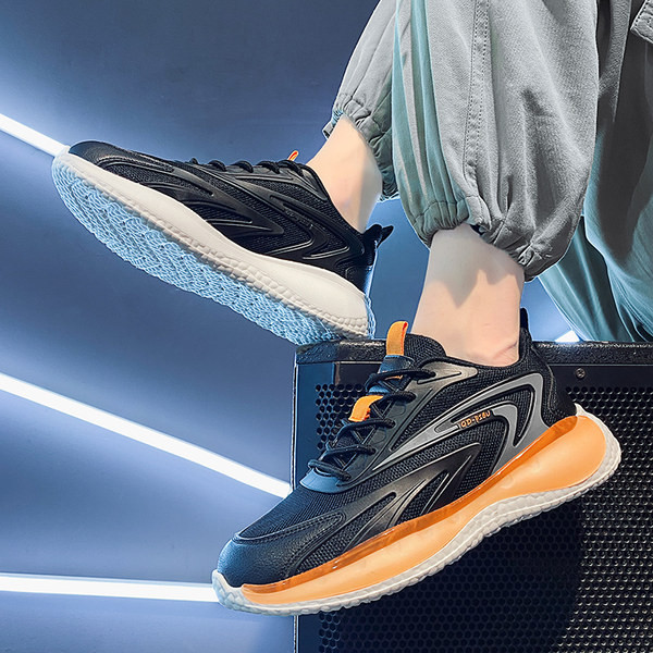 Nauji vyriški sportbačiai - su tinkleliu ir raišteliais