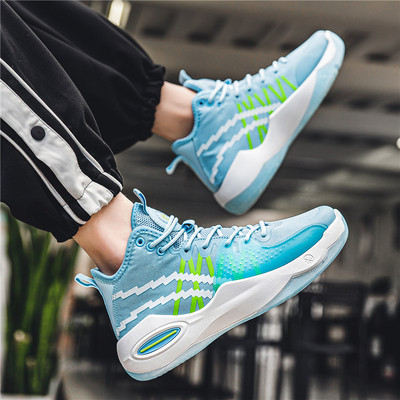 Vyriški sportbačiai su raštuotais motyvais ir dekoratyviniais elementais