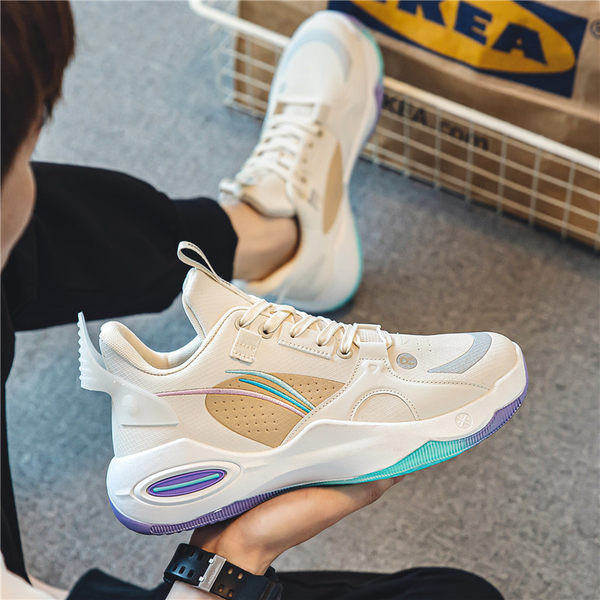 Vyriški sportiniai sportbačiai – minkštu padu