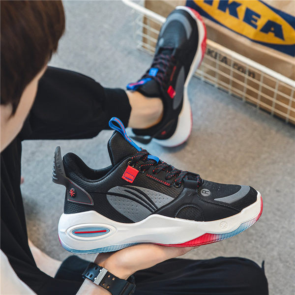 Vyriški sportiniai sportbačiai – minkštu padu