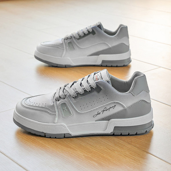 Erinevates värvides uued meeste tossud