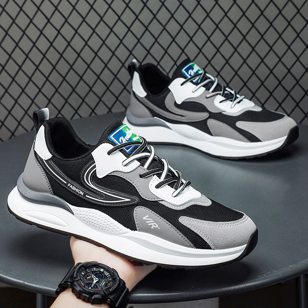 Võrgusilma ja dekoratiivsete elementidega meeste tossud