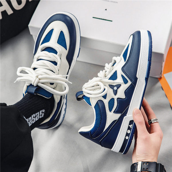 Įvairių spalvų laisvalaikio vyriški sportbačiai