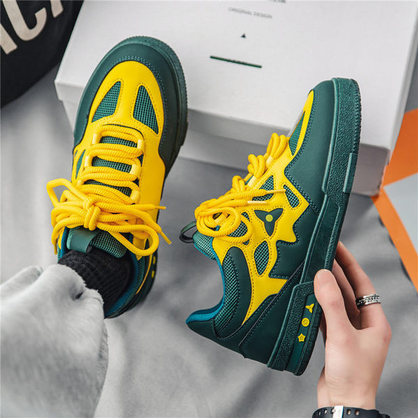 Įvairių spalvų laisvalaikio vyriški sportbačiai