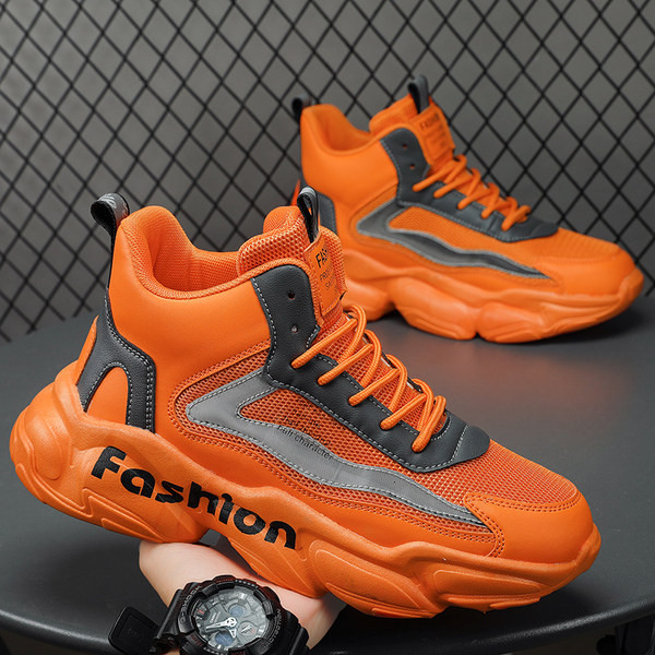 Vyriški kvėpuojantys sportbačiai apvalus modelis su grubiu padu